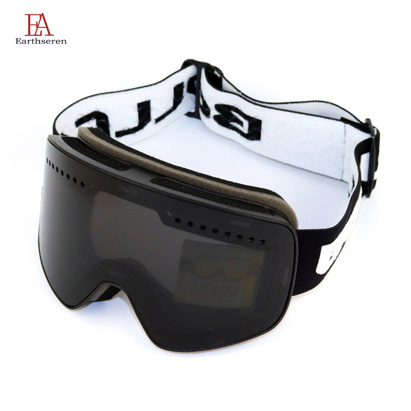 Snow ski goggles